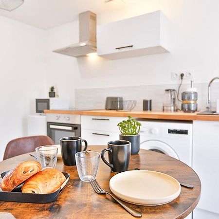 Little Factory - T2 Avec Parking Apartman Vierzon Kültér fotó