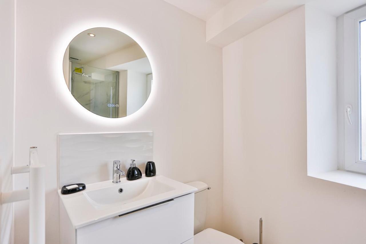 Little Factory - T2 Avec Parking Apartman Vierzon Kültér fotó
