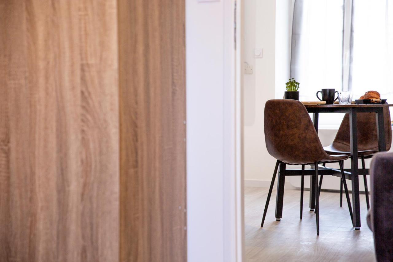 Little Factory - T2 Avec Parking Apartman Vierzon Kültér fotó